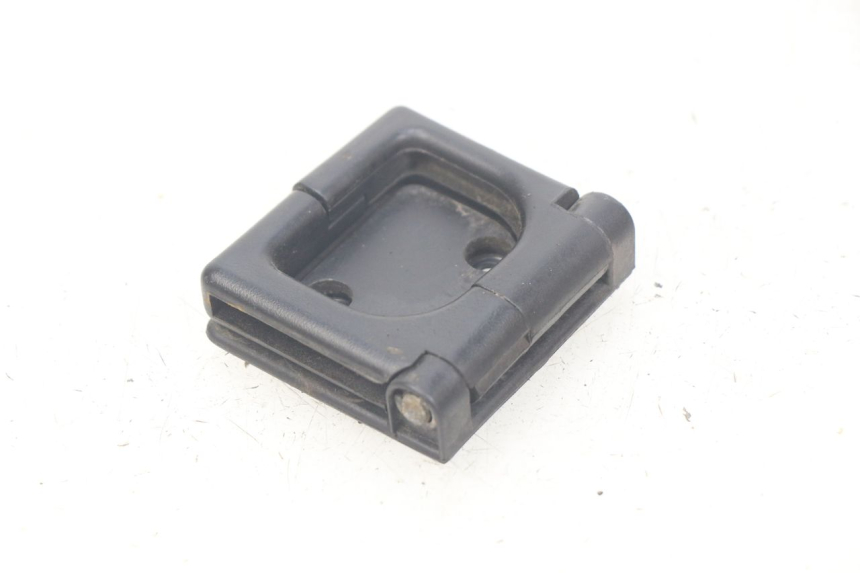 photo de LUGGAGE HOOK PEUGEOT CITYSTAR 50 (2013 - 2017)