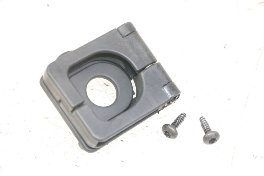 photo de BAG HOOK PEUGEOT KISBEE 2T 50 (2018 - 2022)