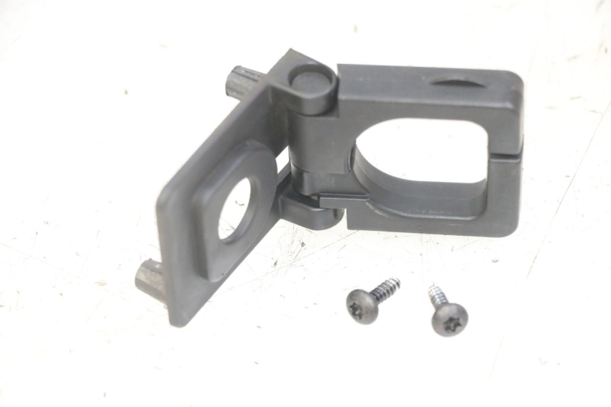 photo de BAG HOOK PEUGEOT KISBEE 2T 50 (2018 - 2022)