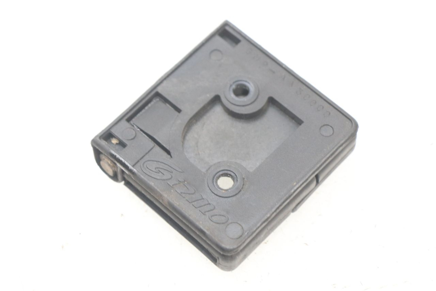 photo de LUGGAGE HOOK PEUGEOT CITYSTAR 50 (2013 - 2017)