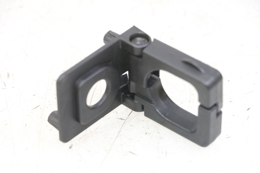 photo de BAG HOOK PEUGEOT STREETZONE I 2T 50 (2018 - 2020)