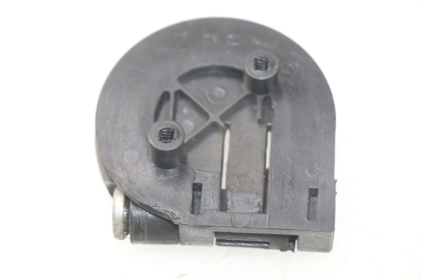 photo de LUGGAGE HOOK PIAGGIO FLY 2T 50 (2004 - 2017)