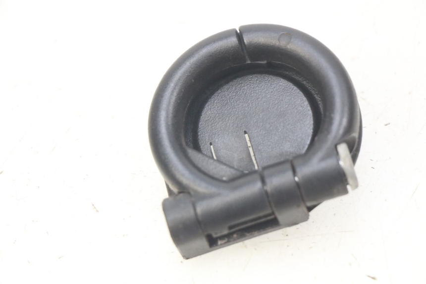 photo de LUGGAGE HOOK PIAGGIO FLY 2T 50 (2004 - 2017)