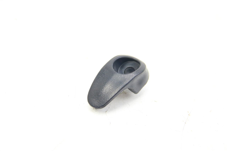 photo de LUGGAGE HOOK RED ELECTRIC RED E PRO 1 (2017 - 2019)