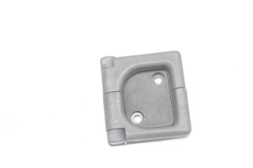photo de BAG HOOK PEUGEOT SATELIS 125 (2013 - 2018)