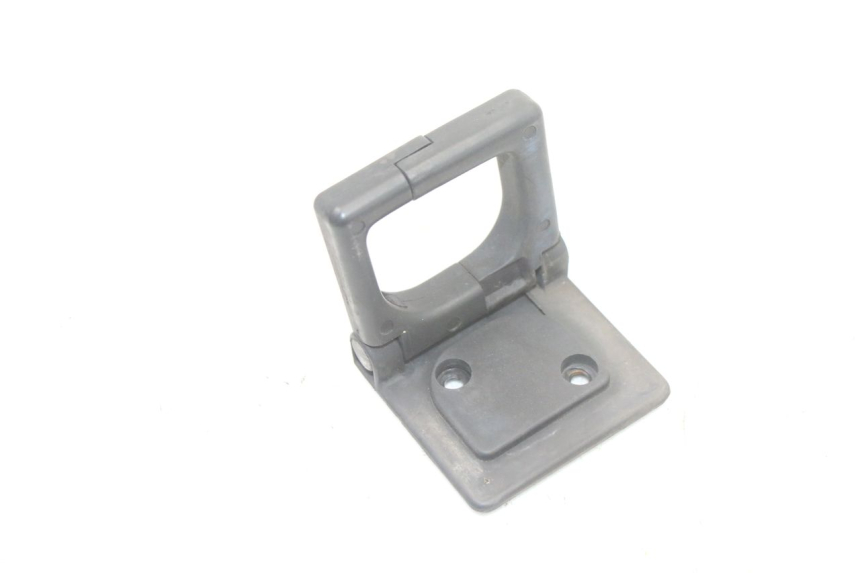 photo de BAG HOOK PEUGEOT SATELIS 125 (2013 - 2018)