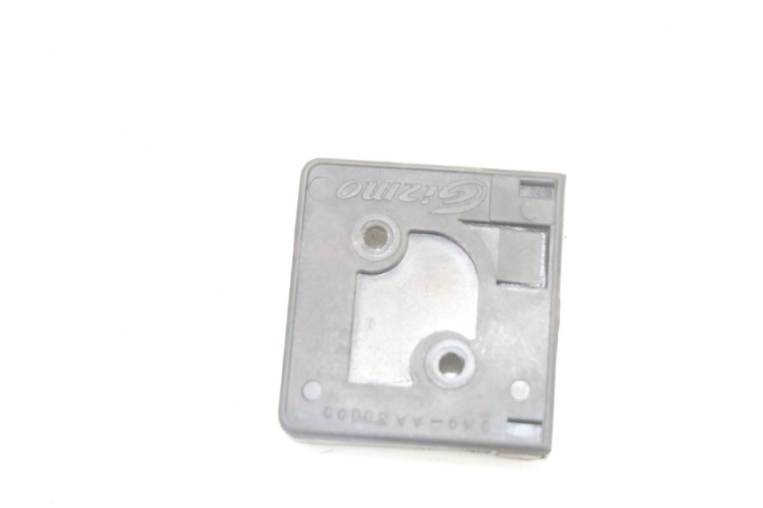 photo de BAG HOOK PEUGEOT SATELIS 125 (2013 - 2018)