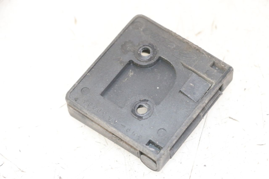 photo de BAG HOOK PEUGEOT SATELIS 125 (2013 - 2018)