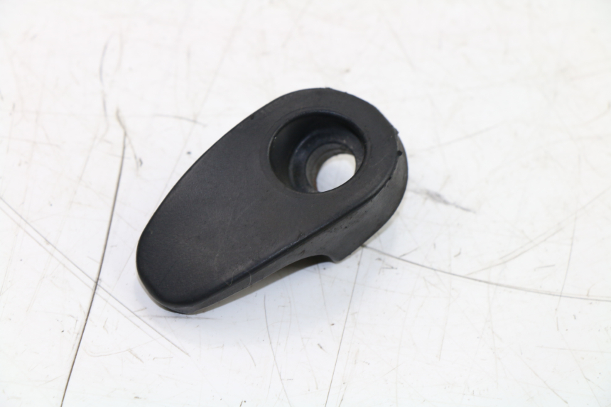 photo de LUGGAGE HOOK PEUGEOT TWEET 4T 50 (2010 - 2014)