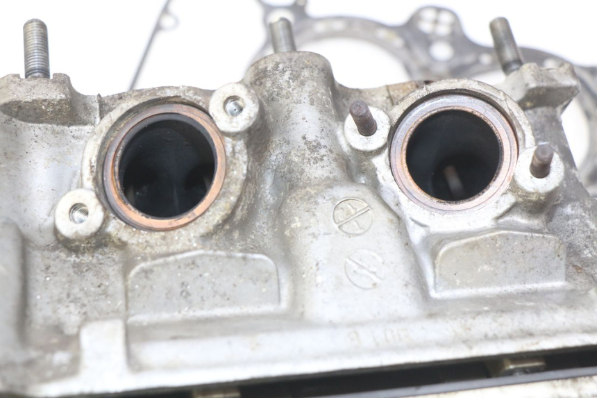 photo de REAR CYLINDER HEAD HONDA VFR FI RC46 800 (1998 - 2001)