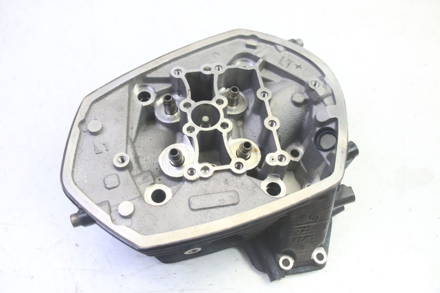 photo de REAR CYLINDER HEAD BMW R RT ABS 1200 (2010 - 2014) - Zoom on usage condition