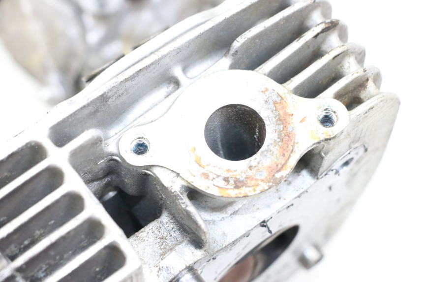 photo de REAR CYLINDER HEAD SUZUKI VL INTRUDER 125 (2004 - 2007)