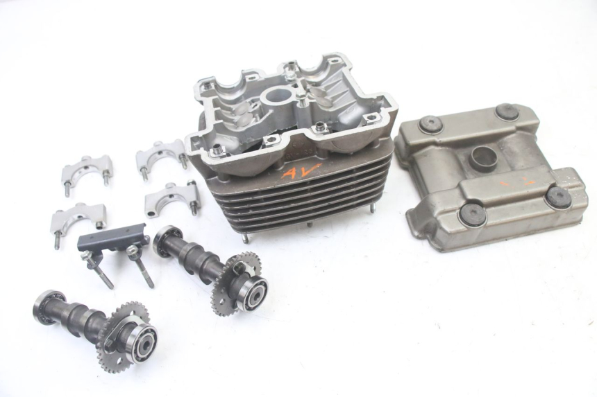 photo de FRONT CYLINDER HEAD HYOSUNG GTR 125 (2006 - 2008)