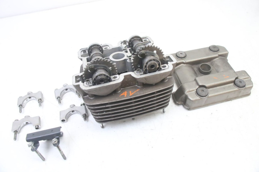 photo de FRONT CYLINDER HEAD HYOSUNG GTR 125 (2006 - 2008)
