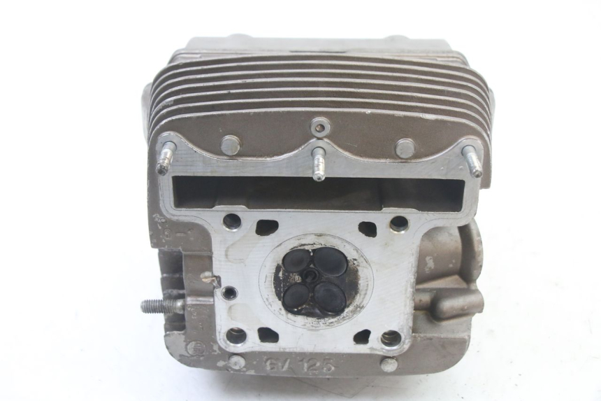 photo de FRONT CYLINDER HEAD HYOSUNG GTR 125 (2006 - 2008)
