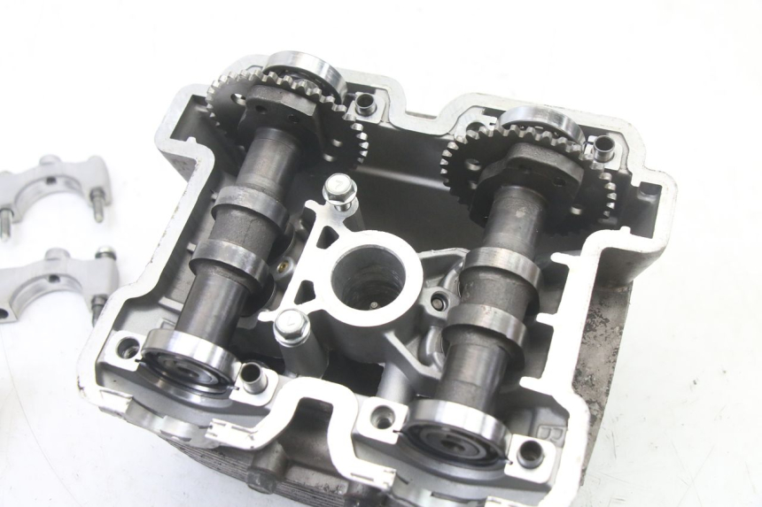photo de FRONT CYLINDER HEAD HYOSUNG GTR 125 (2006 - 2008)