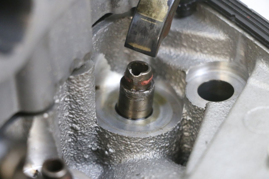 photo de FRONT CYLINDER HEAD BMW R RT ABS 1200 (2010 - 2014) - Spare part profile view