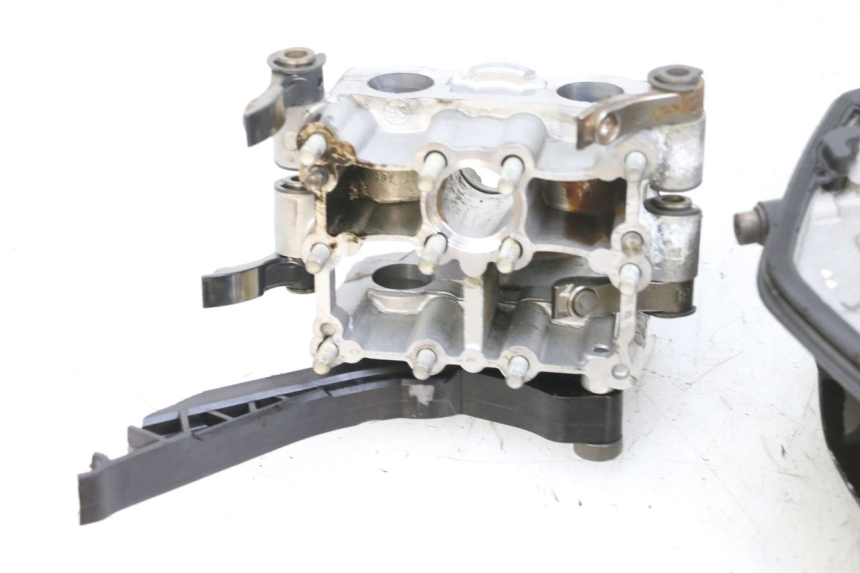 photo de FRONT CYLINDER HEAD BMW R RT ABS 1200 (2010 - 2014) - Surface and material condition