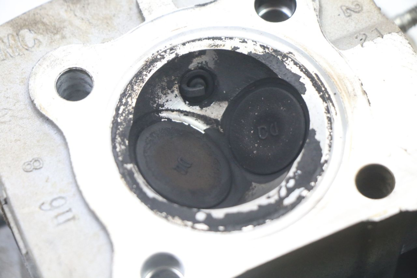 photo de CYLINDER HEAD DAELIM BESBI 125 (2007 - 2008)