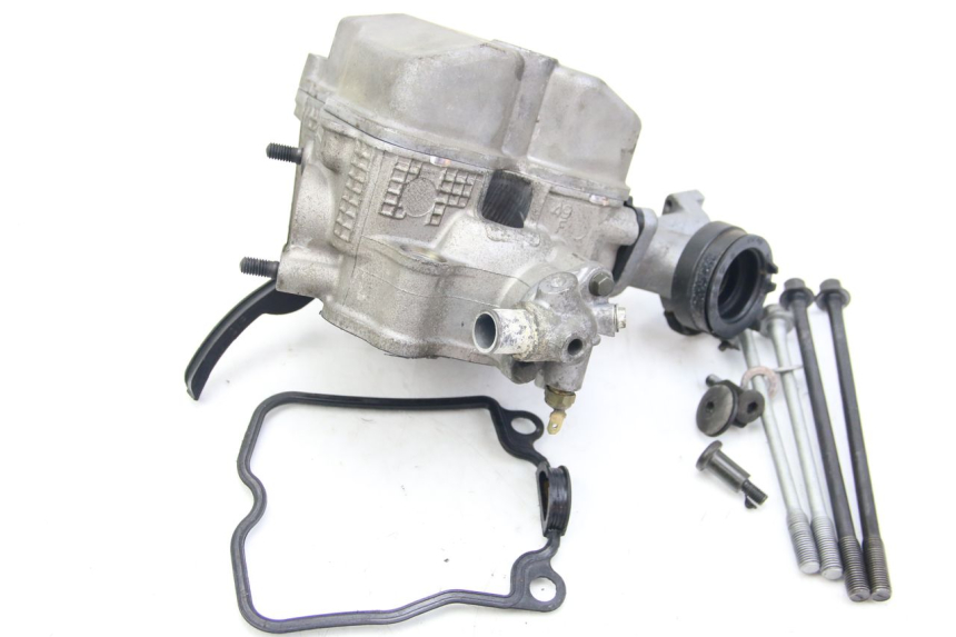 photo de CYLINDER HEAD SUZUKI BURGMAN 125 (2007 - 2014)