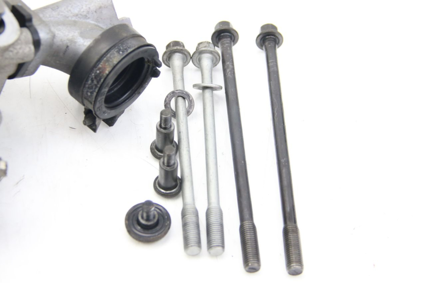 photo de CYLINDER HEAD SUZUKI BURGMAN 125 (2007 - 2014)