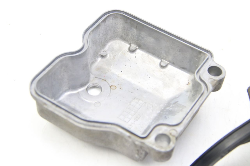 photo de CYLINDER HEAD SUZUKI BURGMAN 125 (2007 - 2014)