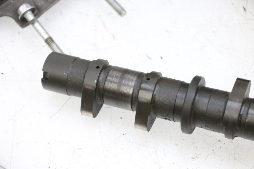 photo de CYLINDER HEAD SUZUKI BURGMAN 650 (2013 - 2020)