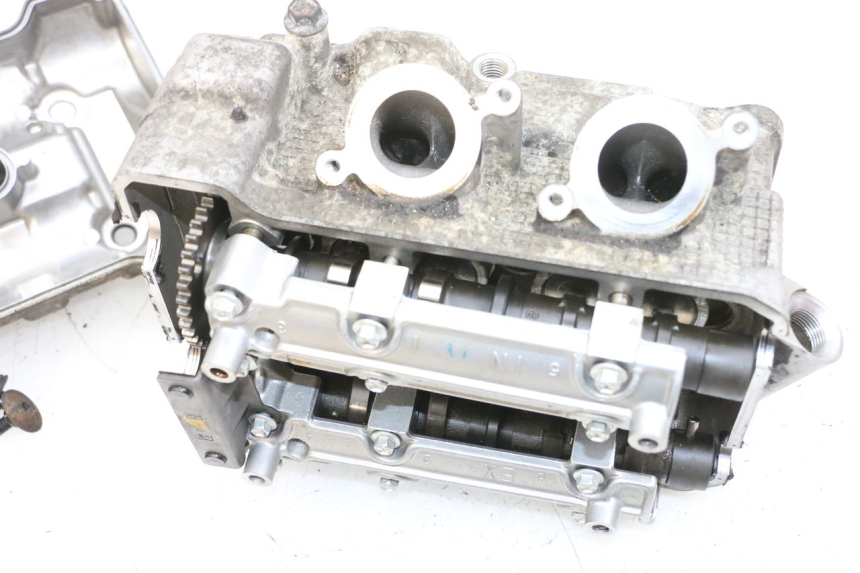 photo de CYLINDER HEAD SUZUKI BURGMAN 650 (2013 - 2020)