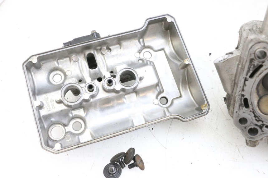 photo de CYLINDER HEAD SUZUKI BURGMAN 650 (2013 - 2020)