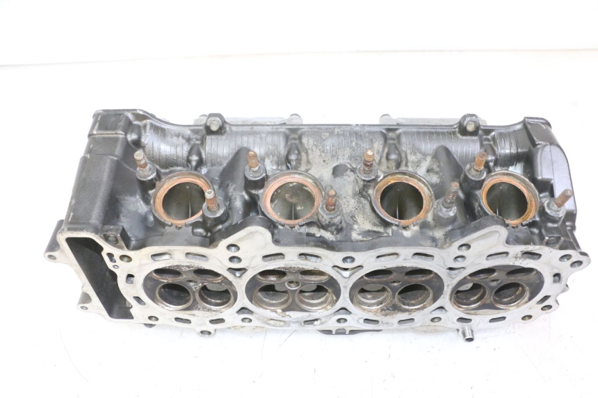 photo de CYLINDER HEAD HONDA CB R 1000 (2018 - 2023)