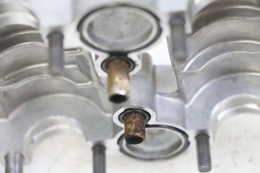 photo de CYLINDER HEAD HONDA CB R 1000 (2018 - 2023)