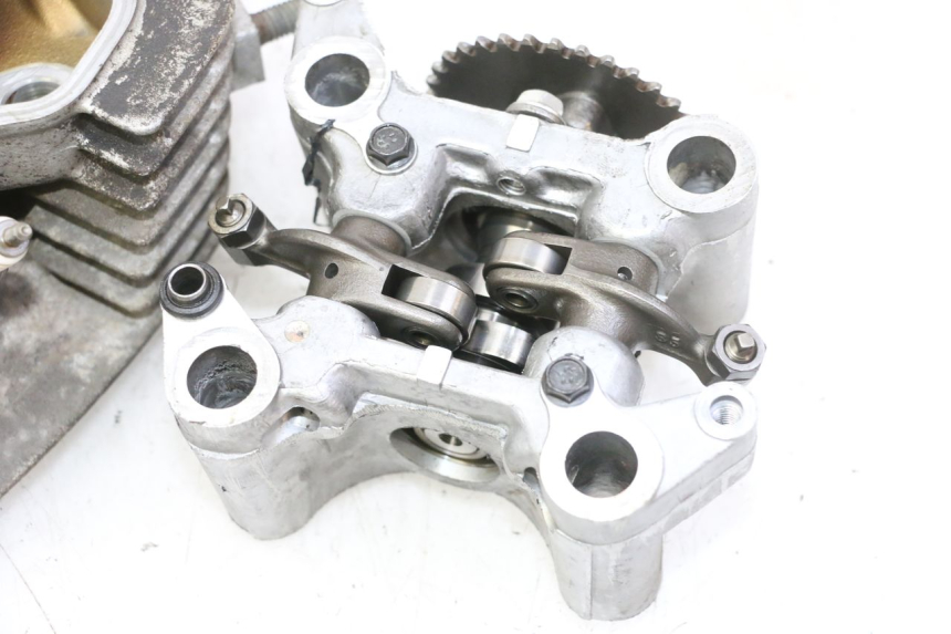 photo de CYLINDER HEAD HONDA CBF 125 (2009 - 2015)