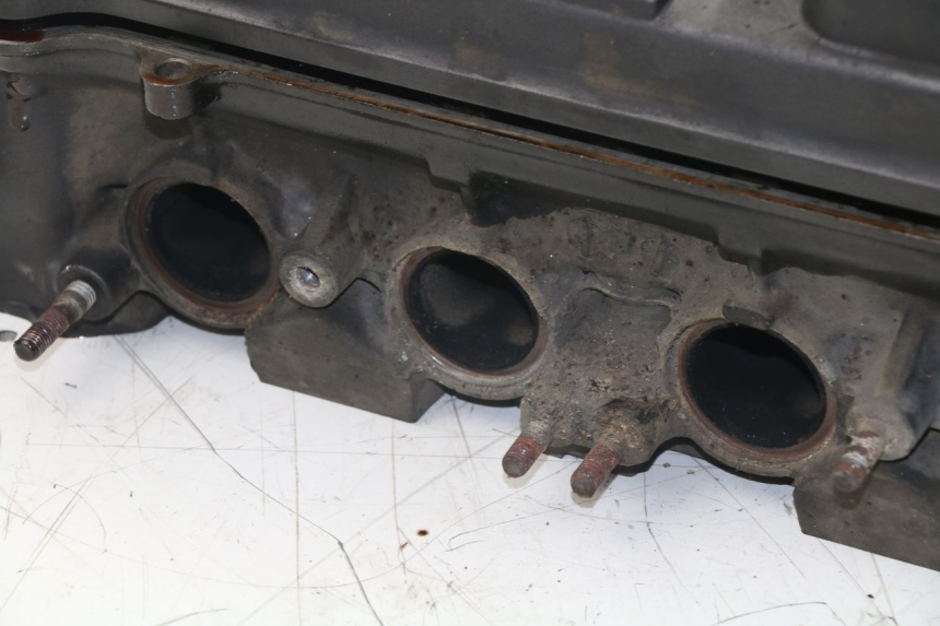 photo de CYLINDER HEAD HONDA CBF N 600 (2004 - 2007)