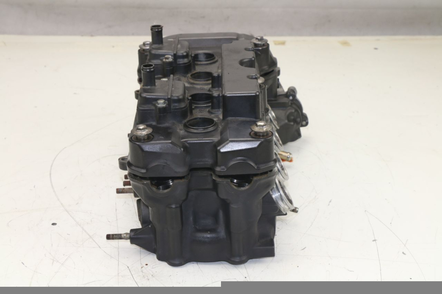 photo de CYLINDER HEAD HONDA CBF N 600 (2004 - 2007)