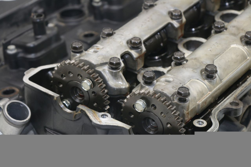 photo de CYLINDER HEAD HONDA CBF N 600 (2004 - 2007)