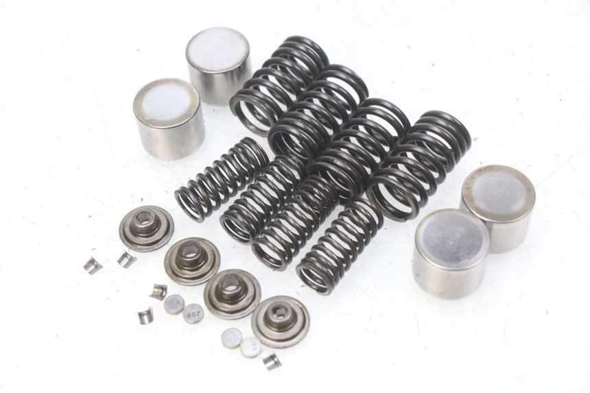photo de CYLINDER HEAD HONDA CBR RR FIREBLADE 900 (1992 - 1994)