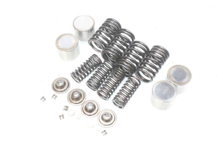 photo de CYLINDER HEAD HONDA CBR RR FIREBLADE 900 (1992 - 1994)
