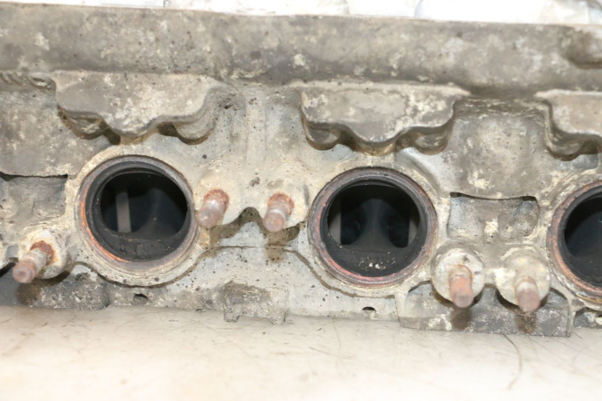 photo de CYLINDER HEAD HONDA CBR RR FIREBLADE 900 (1992 - 1994)