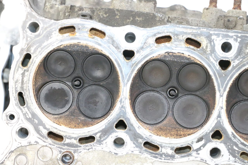 photo de CYLINDER HEAD HONDA CBR RR FIREBLADE 900 (1992 - 1994)