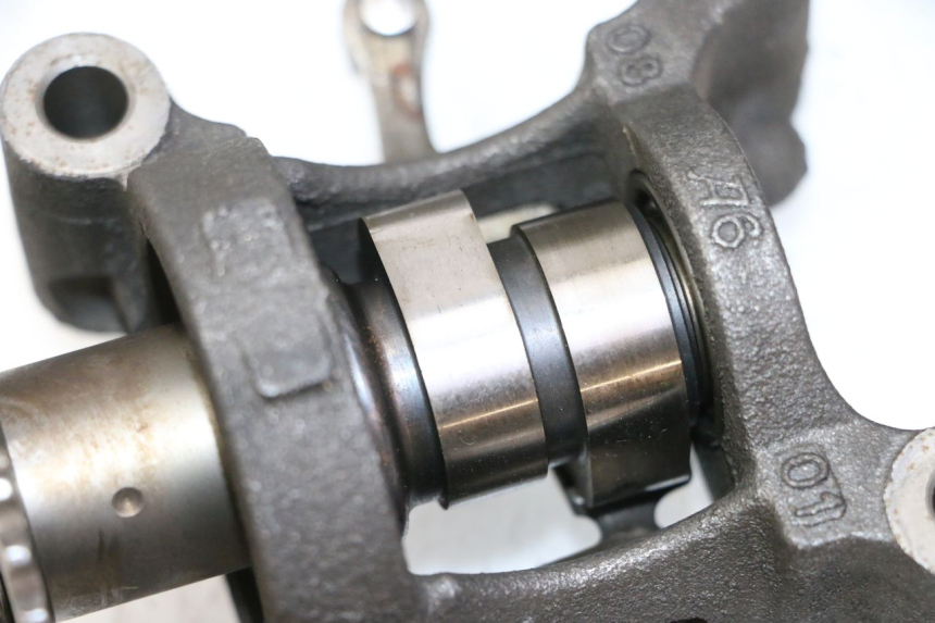 photo de Cylinder head HONDA FES S-WING SWING ABS 125 (2007 - 2015)