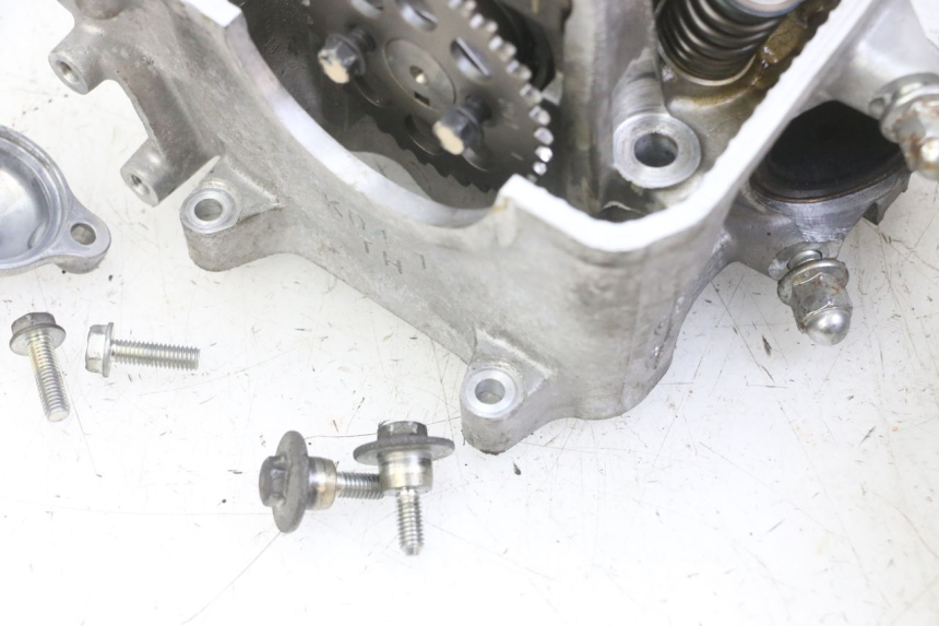 photo de CYLINDER HEAD HONDA FORZA ABS 300 (2013 - 2019)