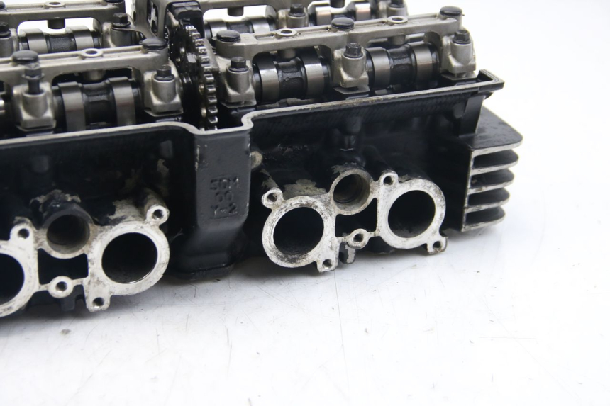 photo de CYLINDER HEAD YAMAHA FZS FAZER 600 (2001 - 2003)
