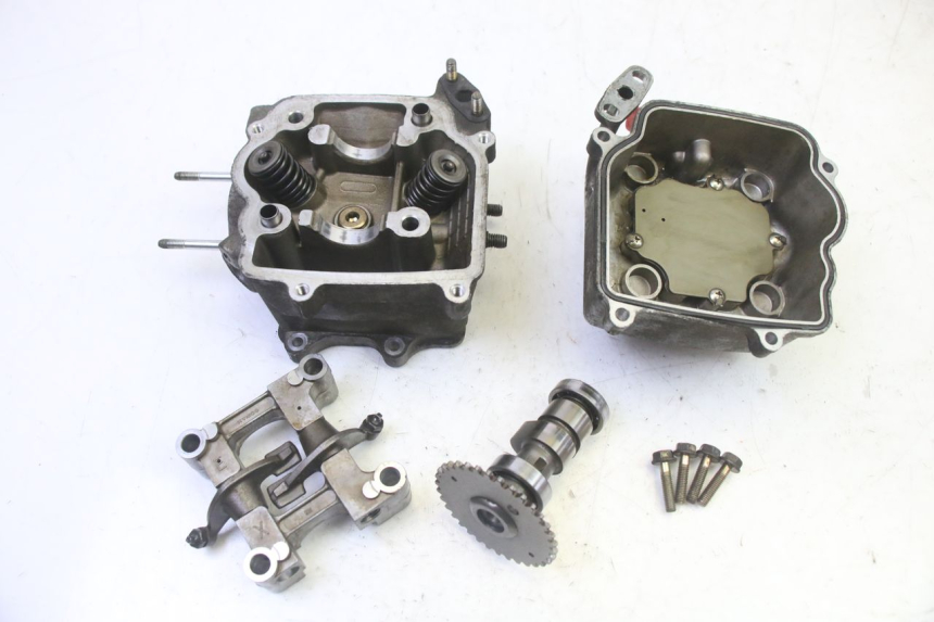 photo de CYLINDER HEAD KYMCO GRAND DINK 125 (2008 - 2014)