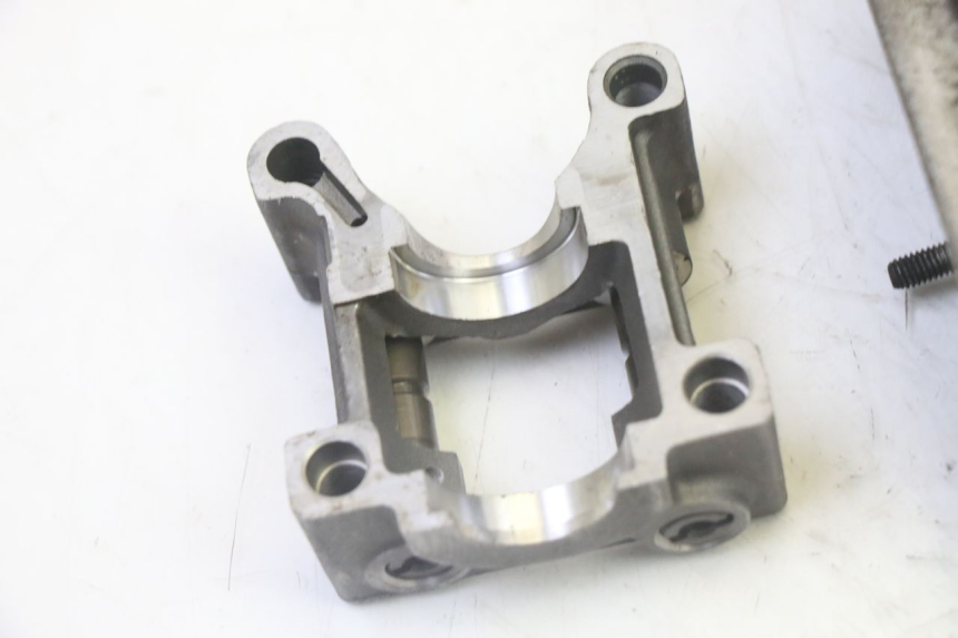 photo de CYLINDER HEAD DAELIM HISTORY 125 (2001 - 2002)