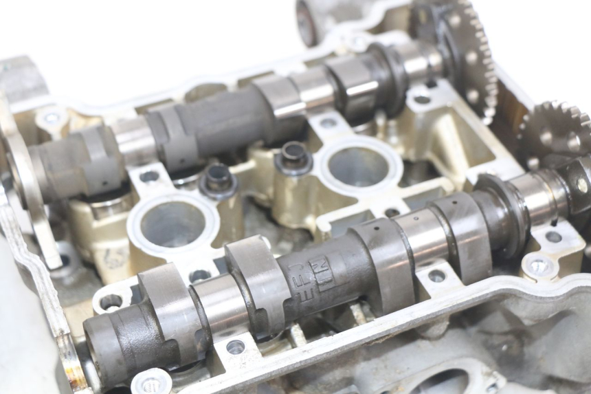 photo de CYLINDER HEAD HONDA FJS SILVERWING SILVER WING 400 (2009 - 2016)