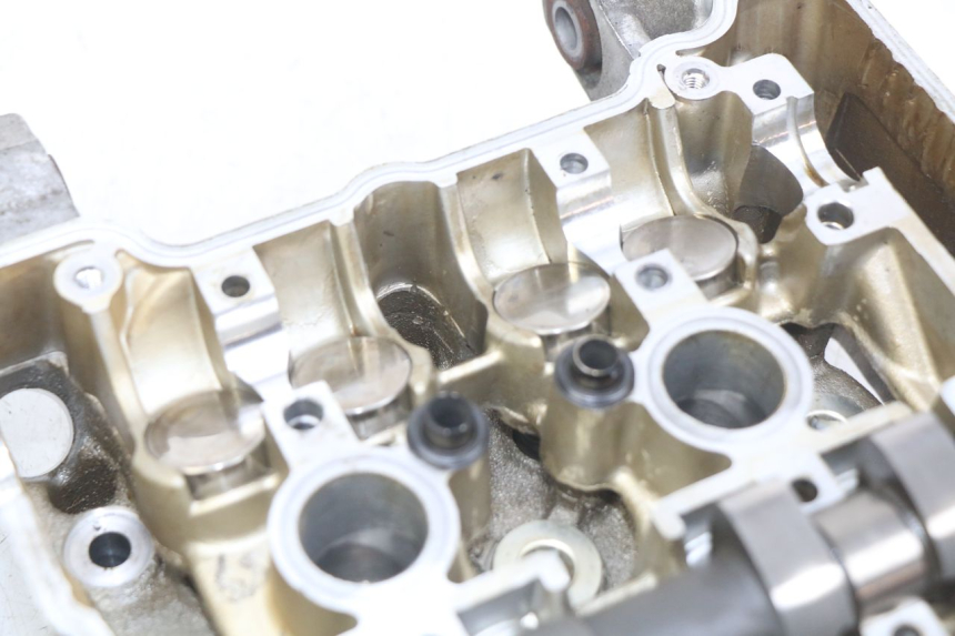 photo de CYLINDER HEAD HONDA FJS SILVERWING SILVER WING 400 (2009 - 2016)