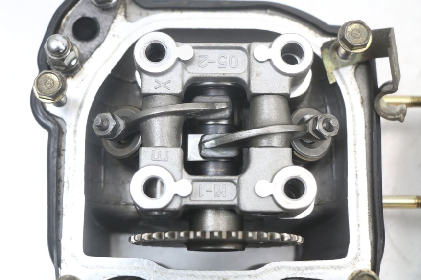 photo de CYLINDER HEAD KYMCO AGILITY 4T 50 (2005 - 2018)