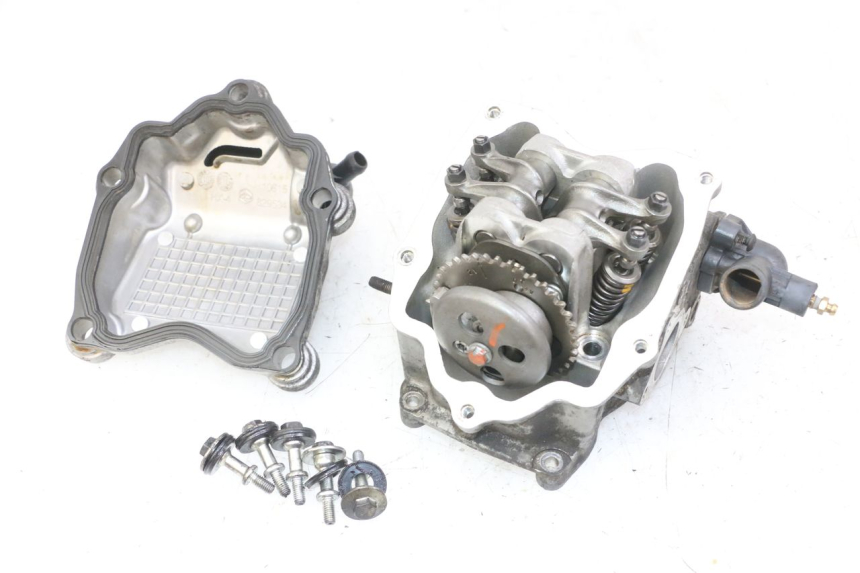 photo de CYLINDER HEAD PIAGGIO MP3 LT 300 (2010 - 2016)