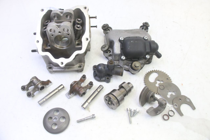 photo de CYLINDER HEAD PIAGGIO MP3 LT 300 (2010 - 2016)