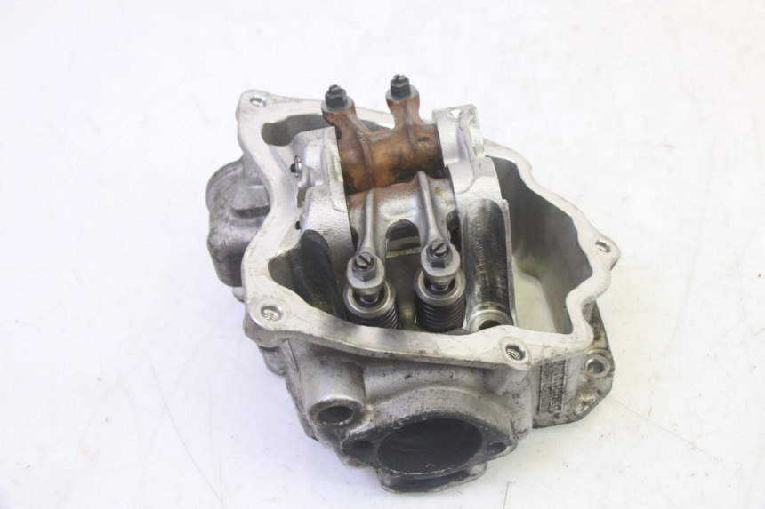 photo de CYLINDER HEAD PIAGGIO MP3 RL 250 (2007 - 2010) - Component zoom